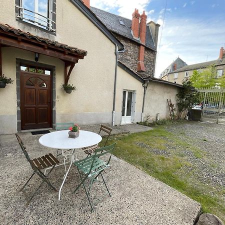 Maison Cote Halle " Le Parc" Saint-Flour  Eksteriør billede